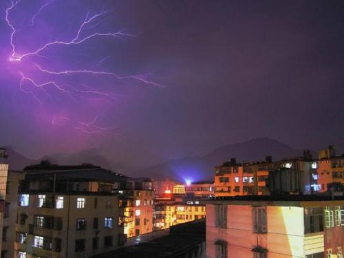 11揭开雷电之谜