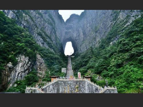 21古诗两首望天门山饮湖上初晴后雨