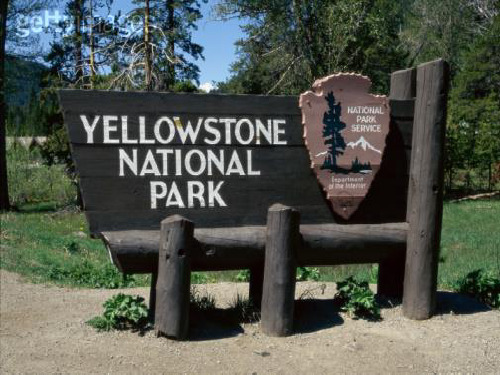 Yellowstone National Park黄石公园英文介绍